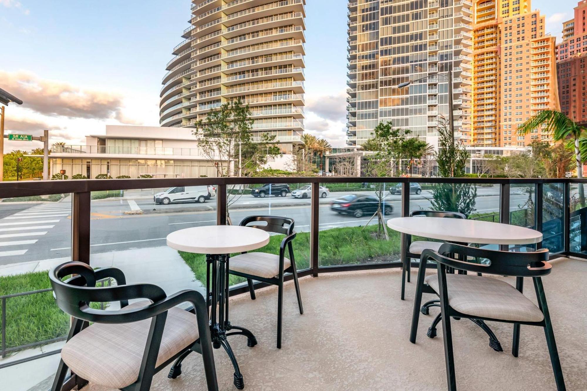 Cambria Hotel Fort Lauderdale Beach Extérieur photo