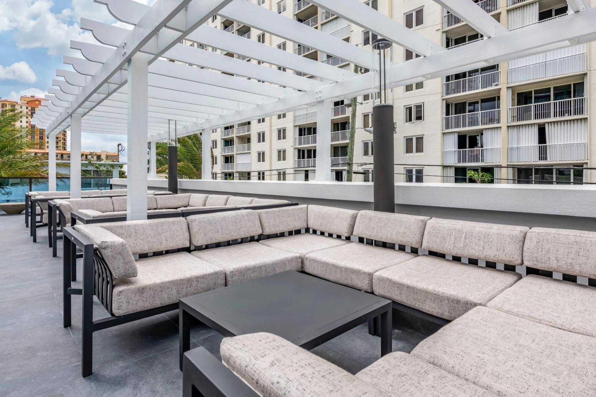 Cambria Hotel Fort Lauderdale Beach Extérieur photo