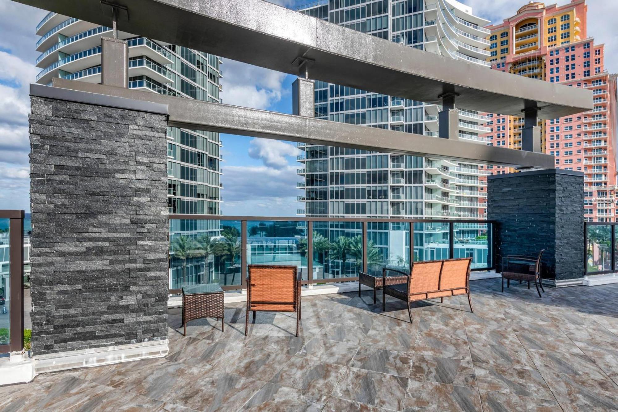 Cambria Hotel Fort Lauderdale Beach Extérieur photo